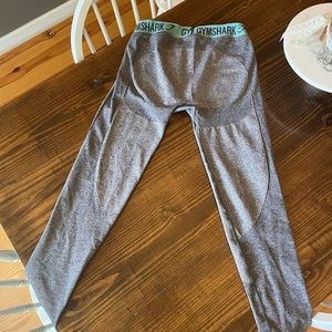 Gymshark XL Charcoal Gray & Teal Flex Leggings Pants EUC